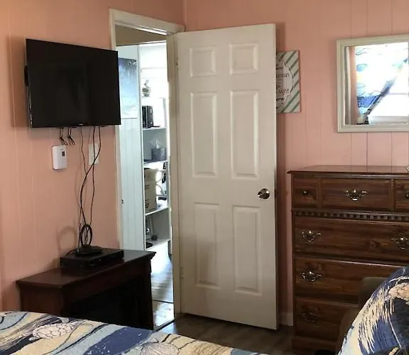 Bayside 1st Floor Oc 2 Br/1ba Pool Close To Jolly Roger/convention Center Apartment