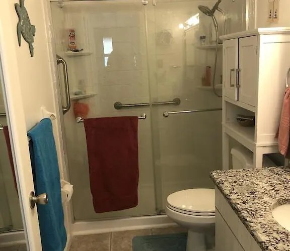Bayside 1st Floor Oc 2 Br/1ba Pool Close To Jolly Roger/convention Center Apartment *